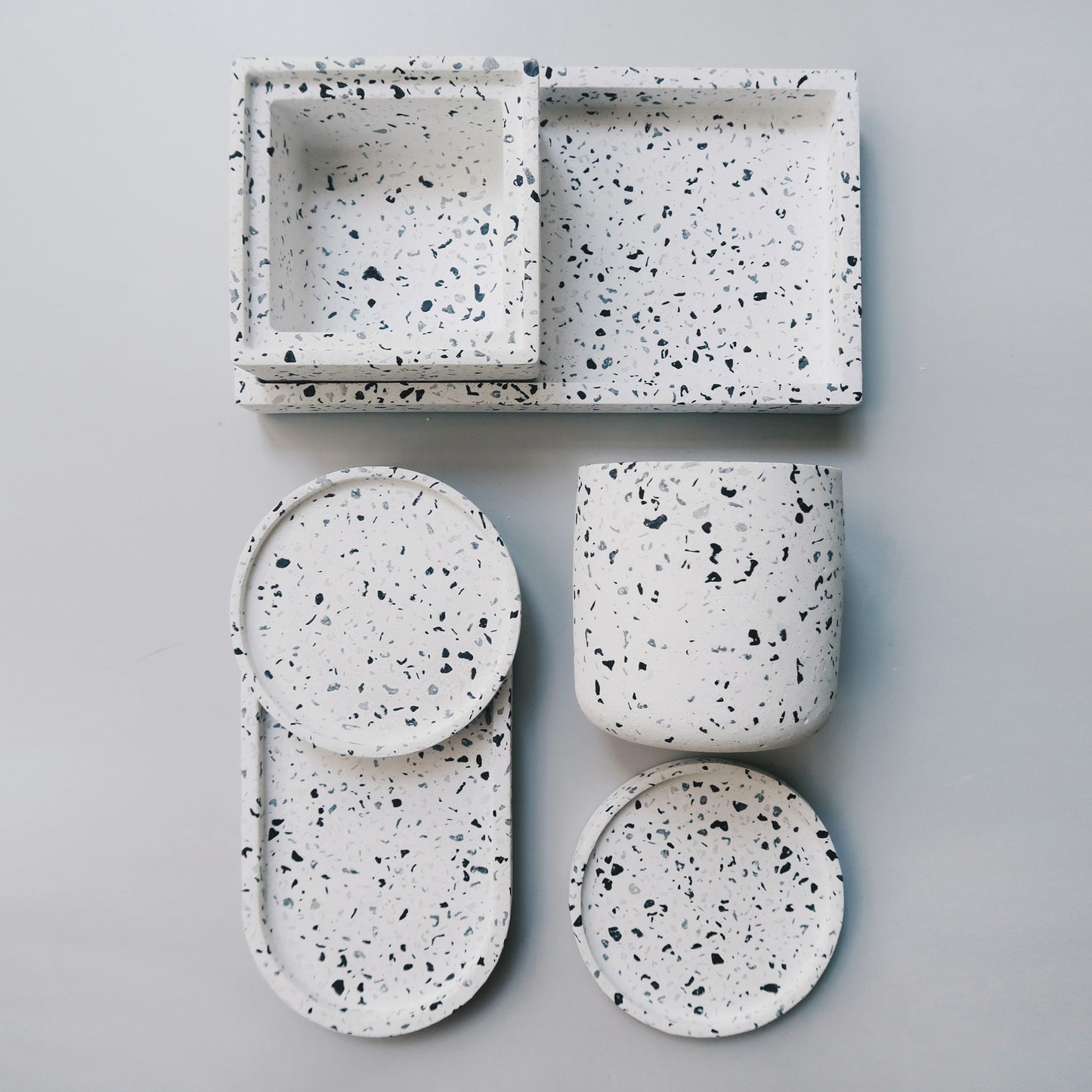 TERRAZZO 磨石子|經典黑白水泥圓罐・收納罐・筆筒