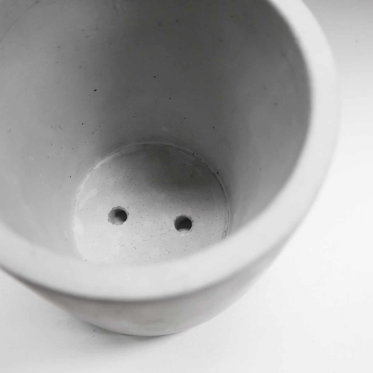 PURE 清水泥|簡約圓弧錐形水泥盆器・花盆・花器