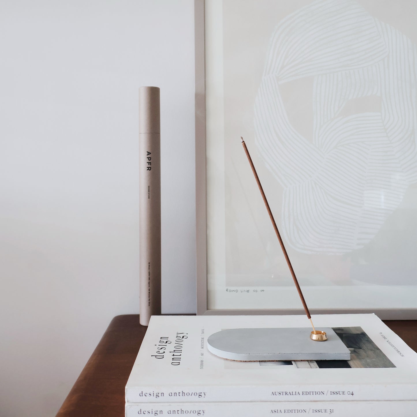 MIST 霧光｜拱形黃銅圓座水泥線香盤