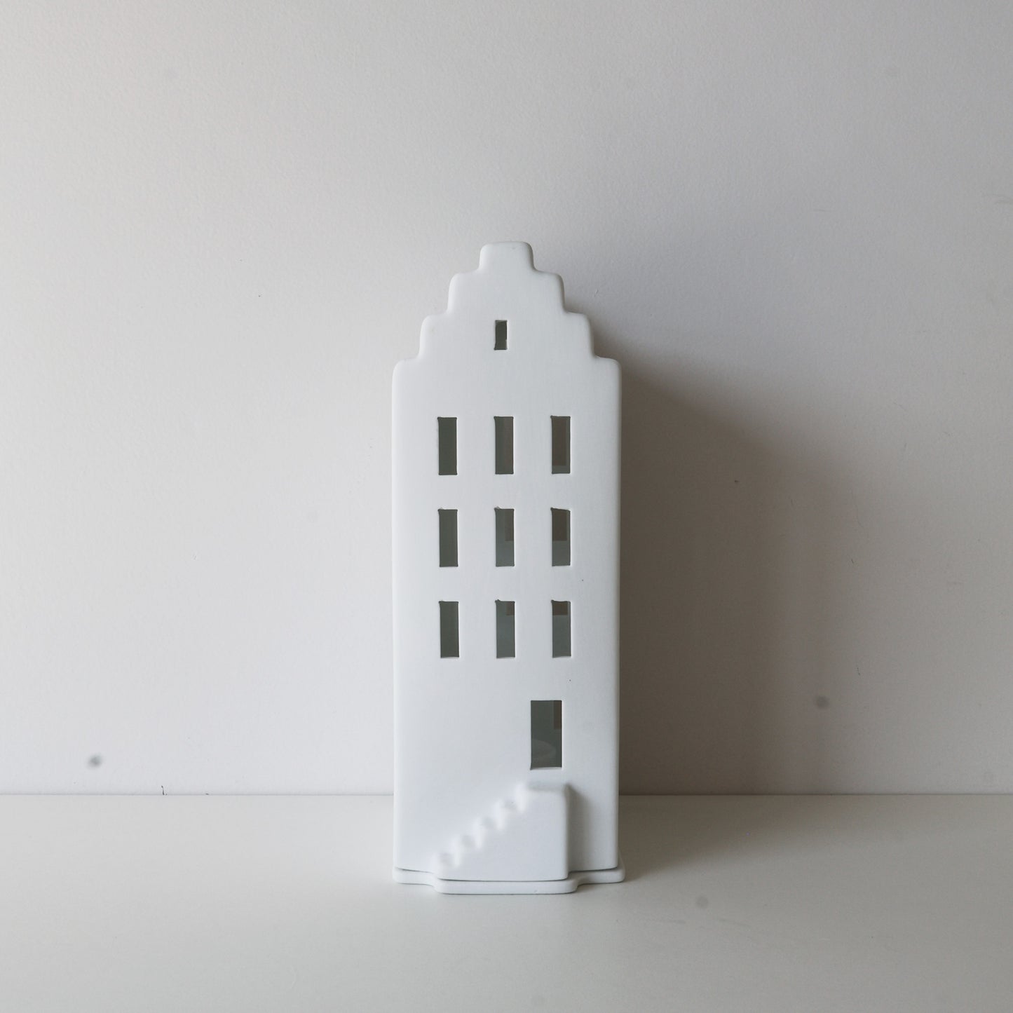 Räder｜德國村莊系列白瓷小房子燭台 - Stepped Gable Roof