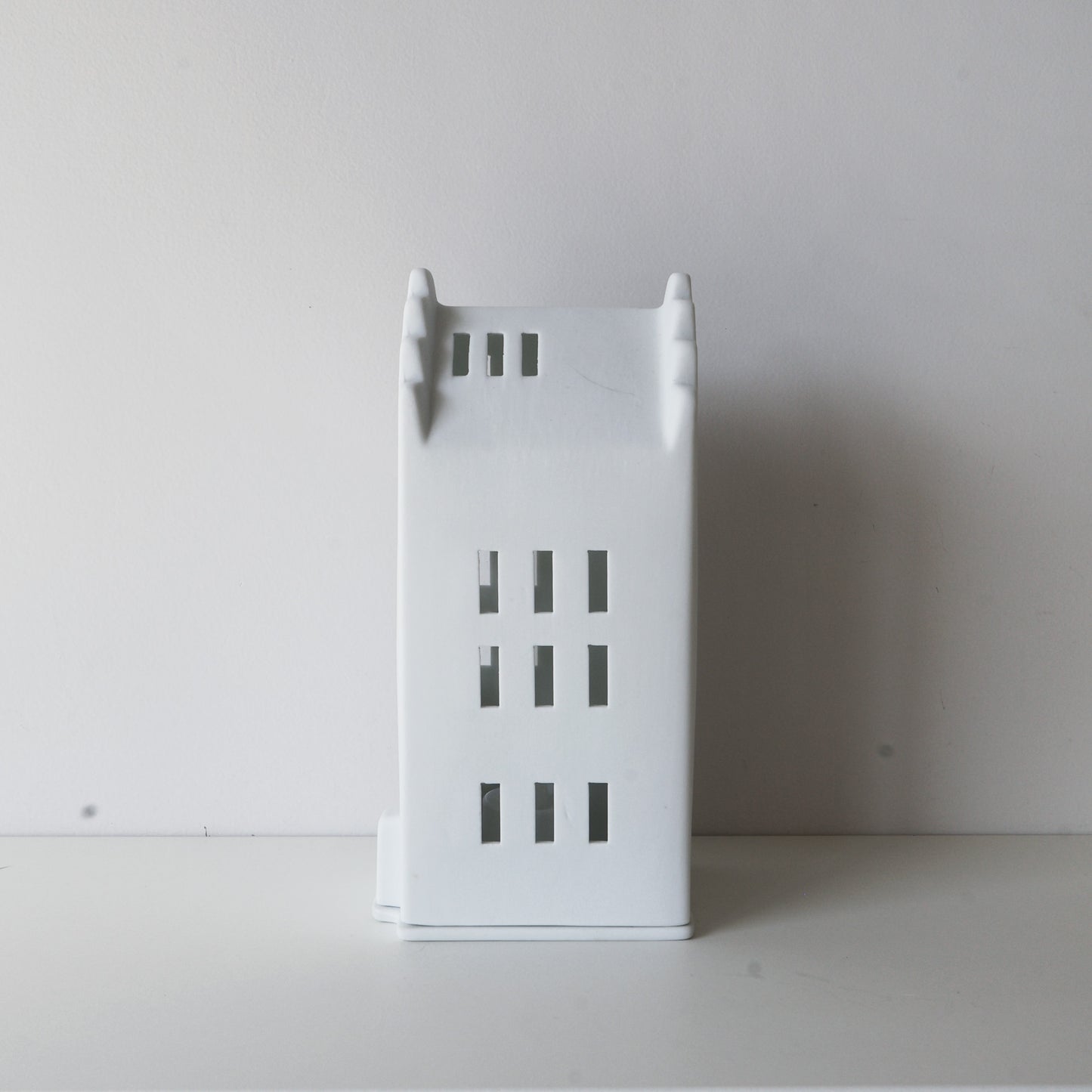 Räder｜德國村莊系列白瓷小房子燭台 - Stepped Gable Roof