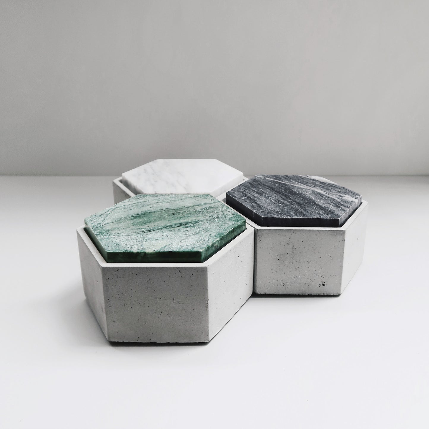 THE ROCK 雲岩｜六角大理石蓋水泥置物盒 - 黑/白/綠